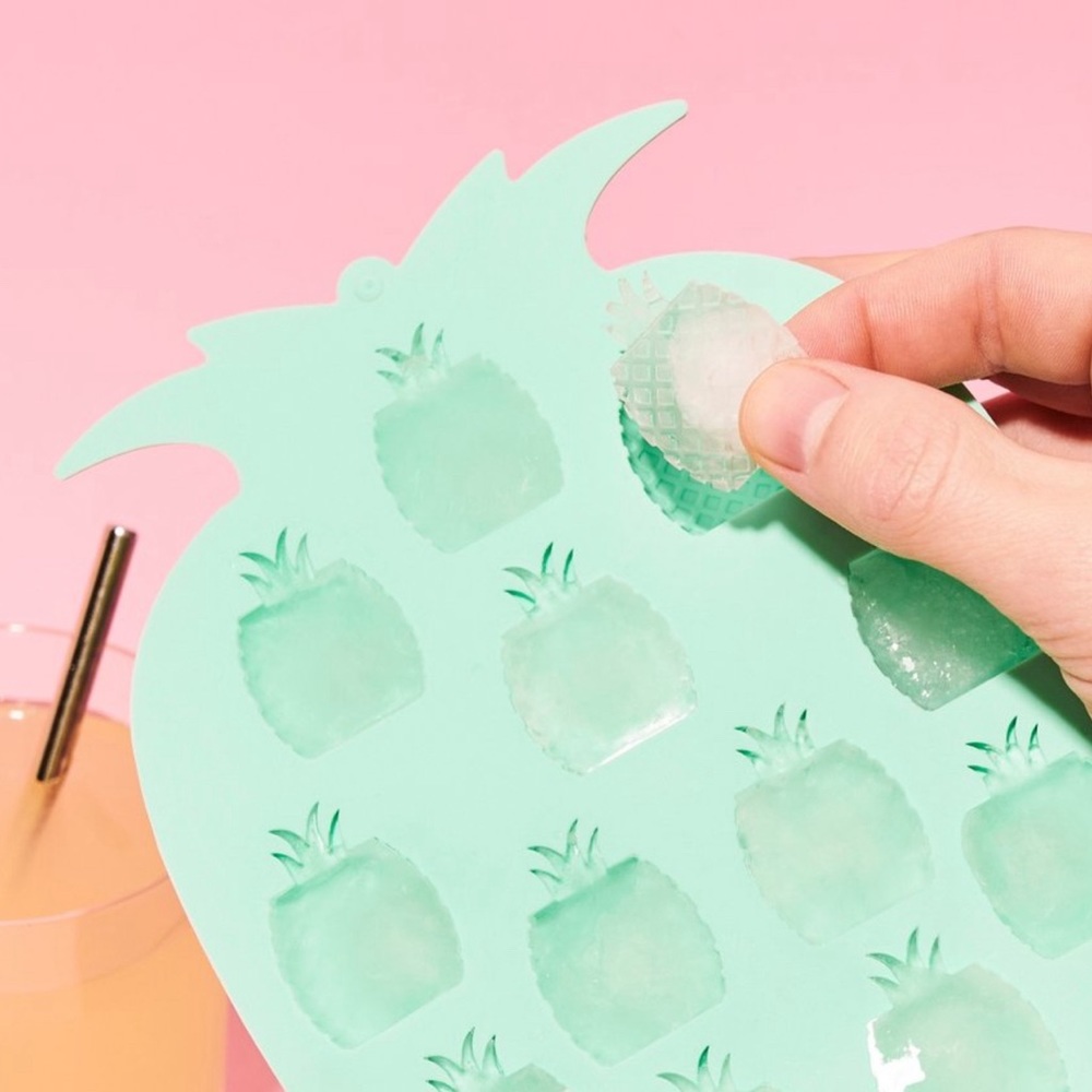 Blush Pineapple Shaped Ice Mold